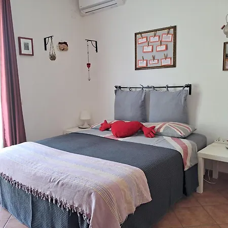 Apartment Muse Oasi Sul Mare Di Capomulini, - Sicilia, Italy Locazione Turistica Acireale