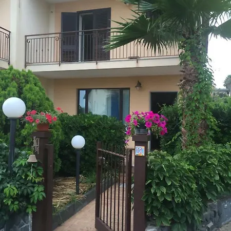 Appartement Muse Oasi Sul Mare Di Capomulini, - Sicilia, Italy Locazione Turistica *